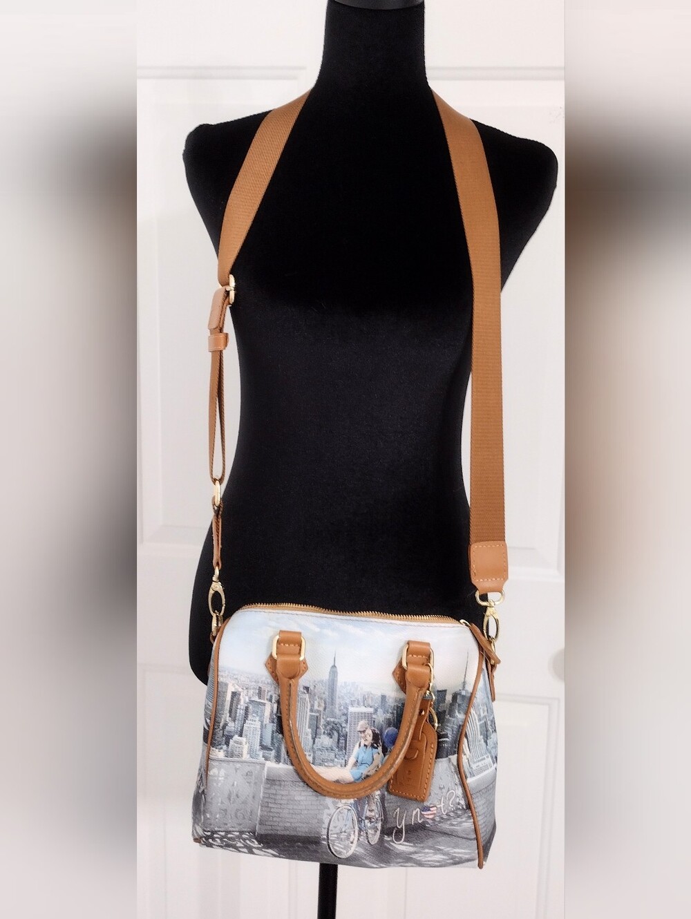 Y? Tan Handle and Strap Crossbody Satchel - Cityscape Print